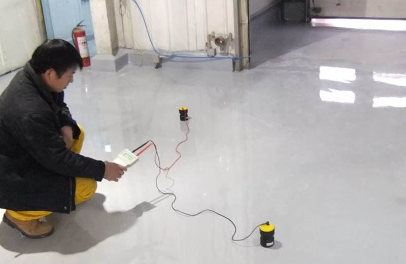 Epoxy anti-electrostatic self-leveling floor